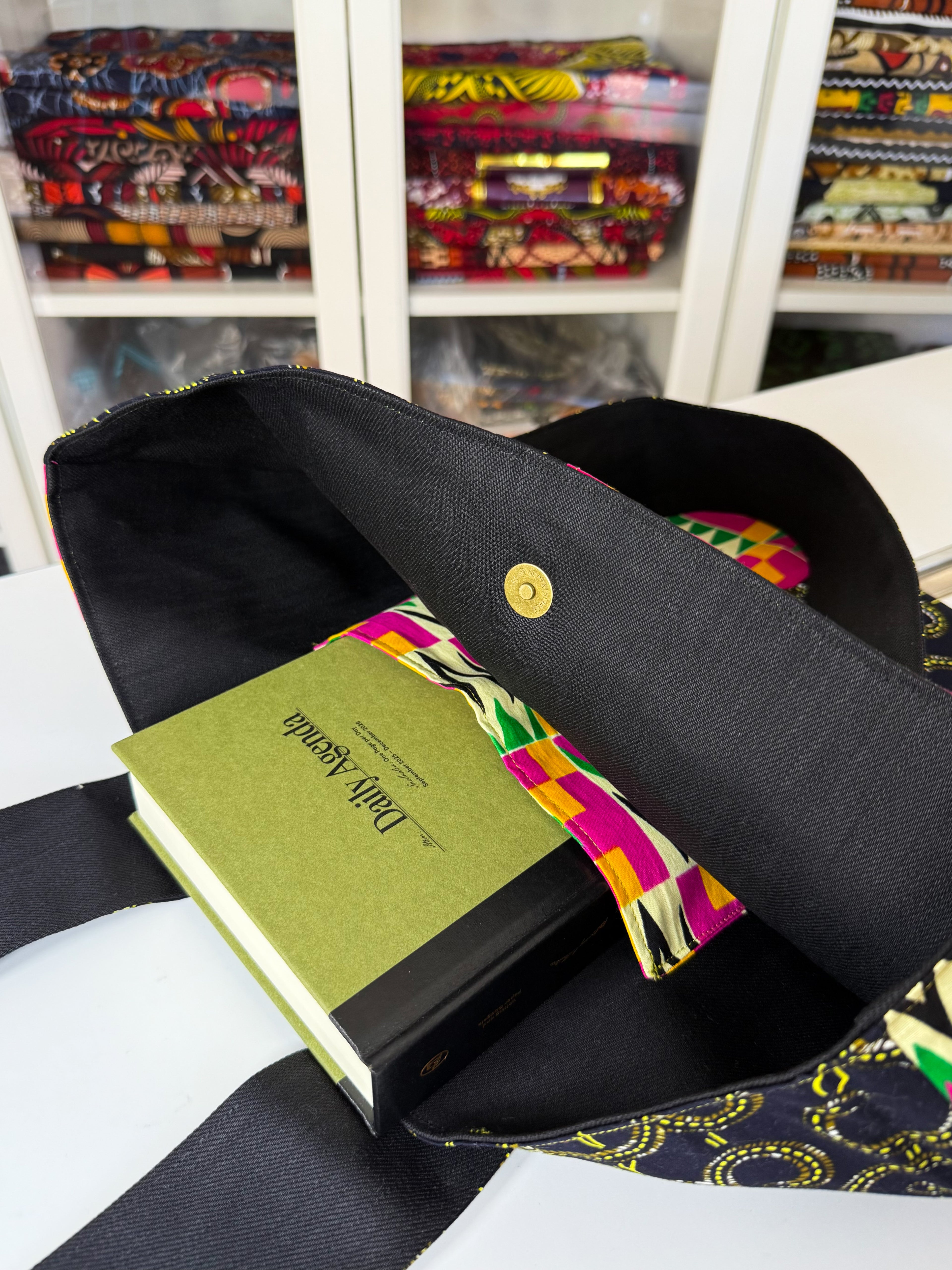 SIGANNA Tai Bag - Artisan Kente Bag