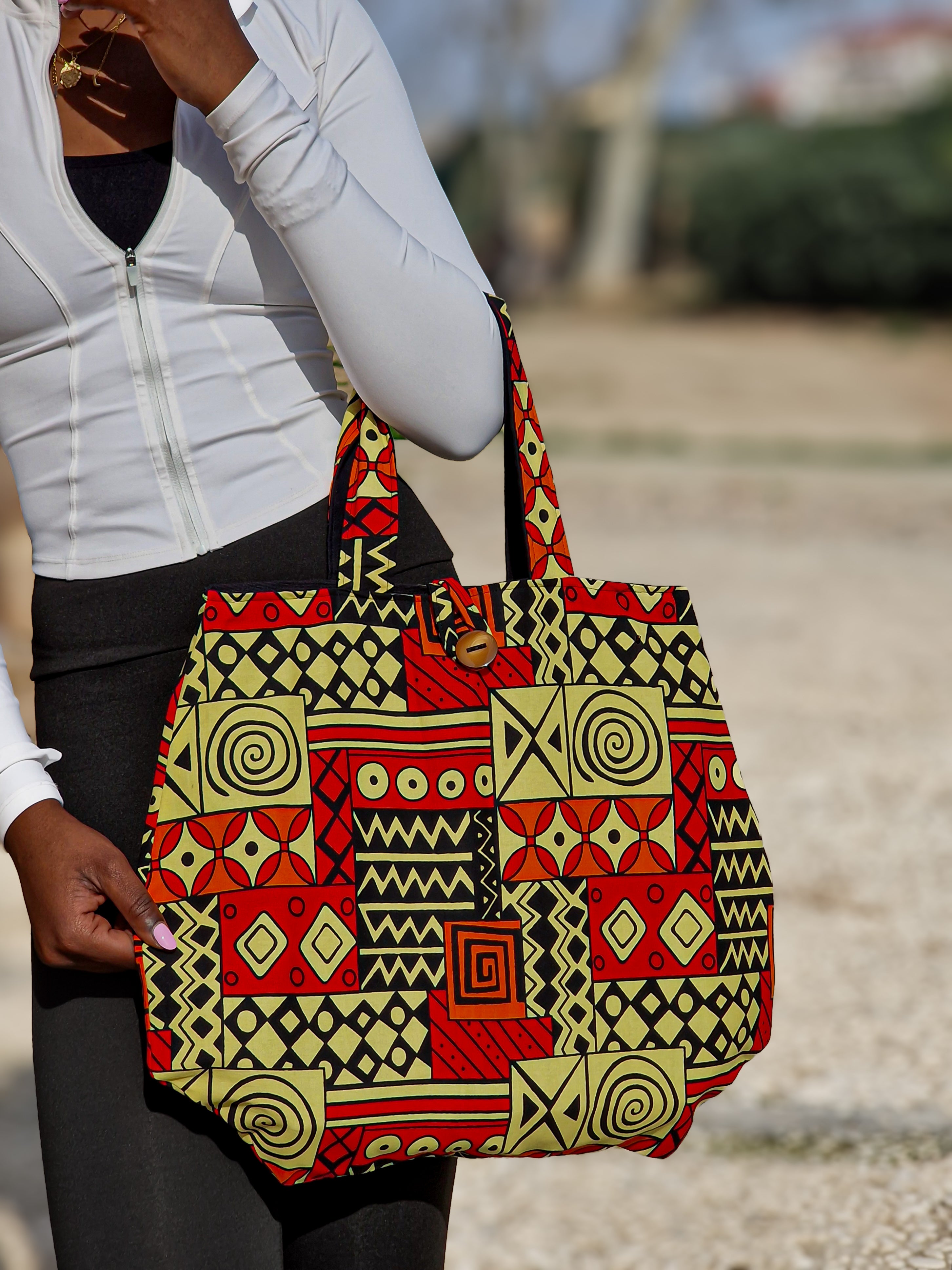 SIGANNA Cultural Grace – Artisan African Shoulder Bag