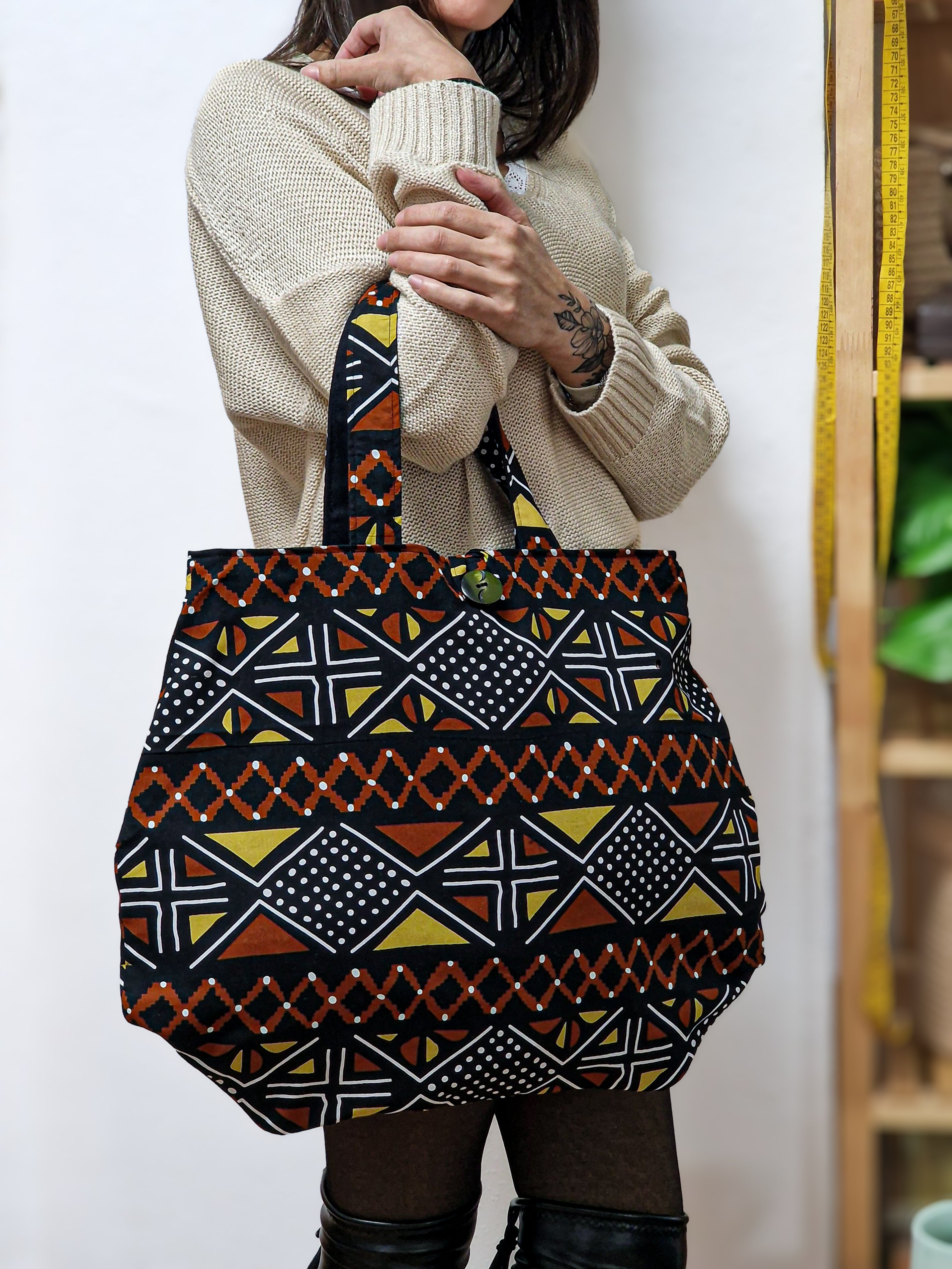 SIGANNA Cultural Grace – Artisan African Shoulder Bag