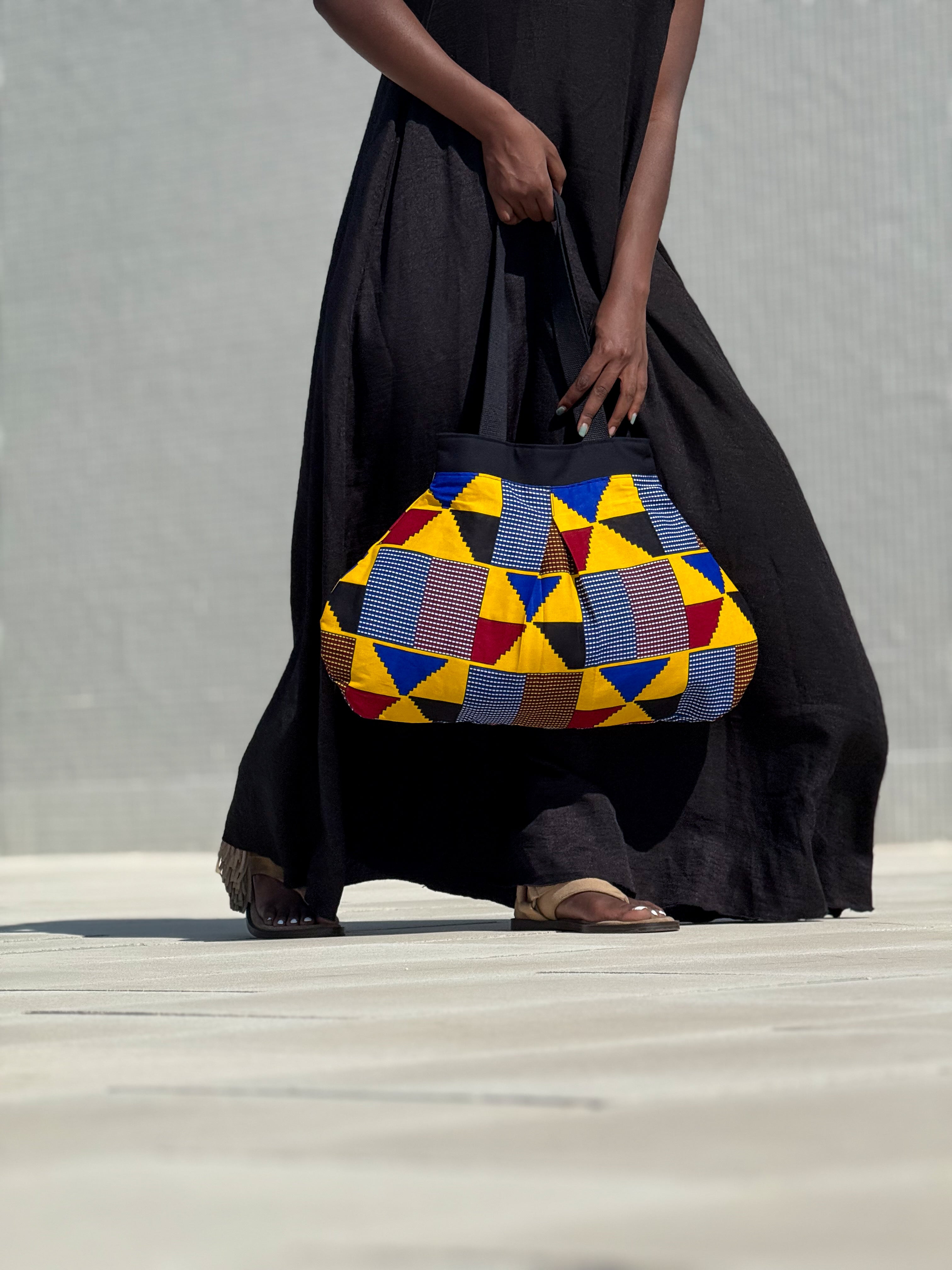 SIGANNA Life from Clay (Agulu) - Artisan African Tote Bag M.