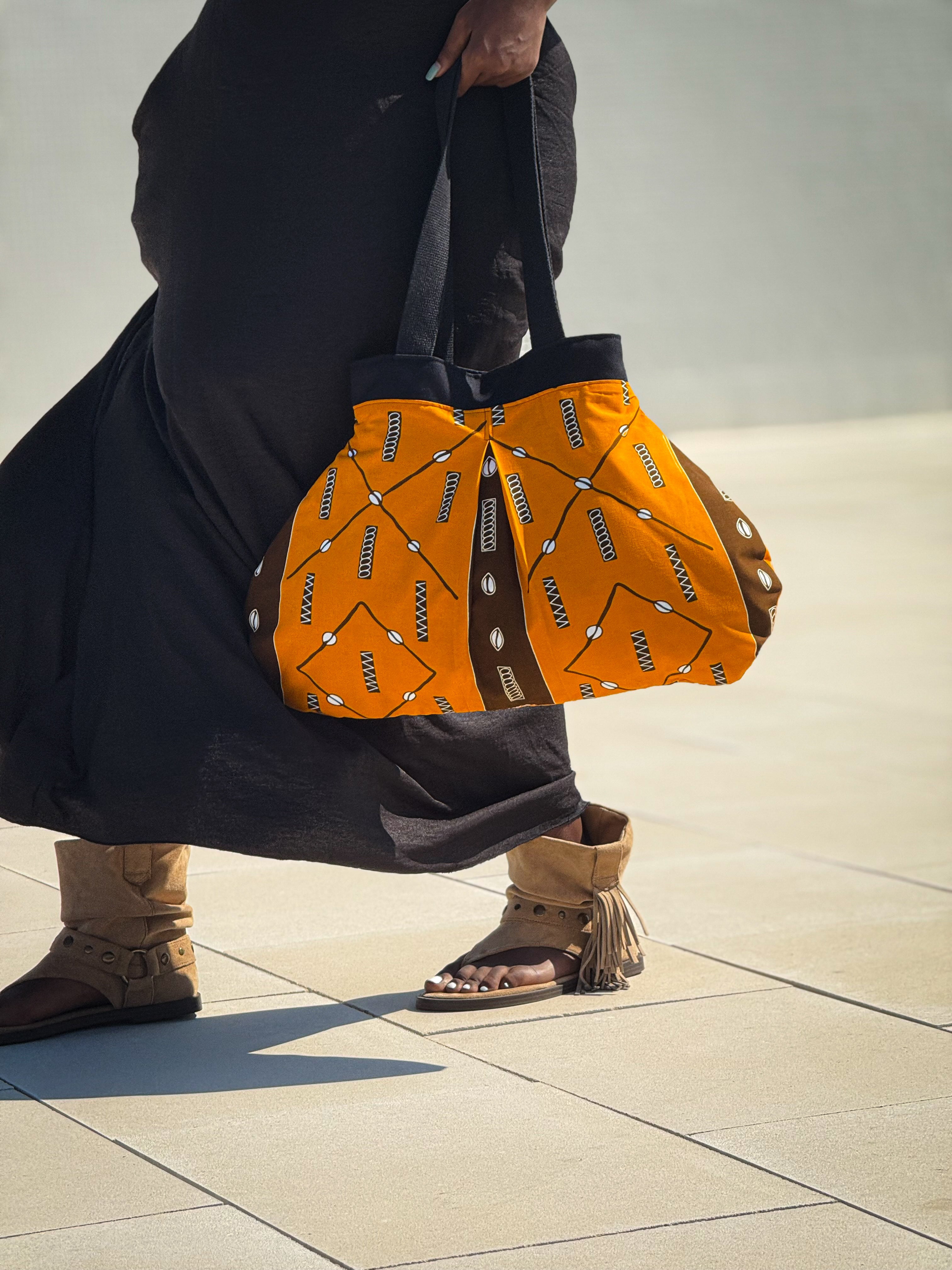 SIGANNA Life from Clay (Agulu) - Artisan African Tote Bag M.