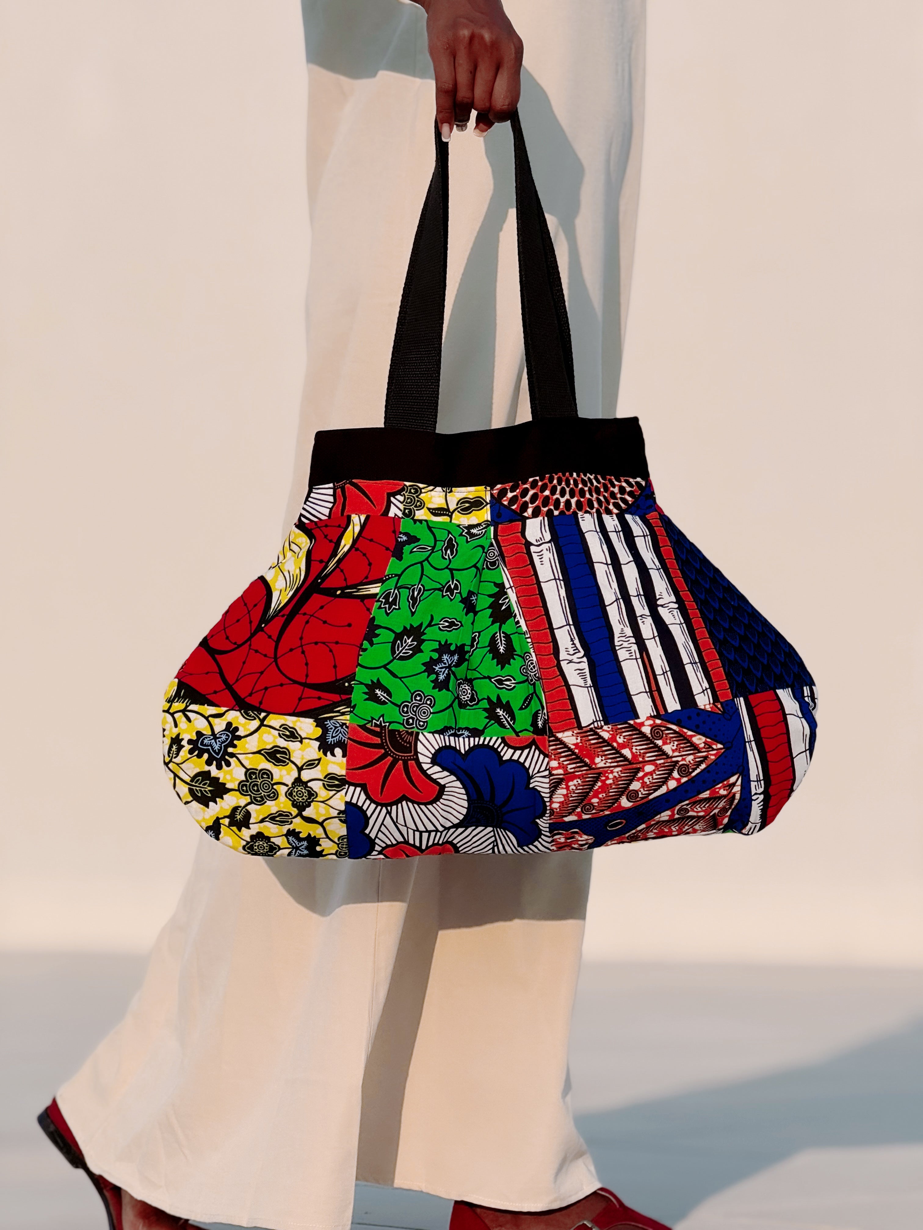 SIGANNA Life from Clay (Agulu) - Artisan African Tote Bag M.