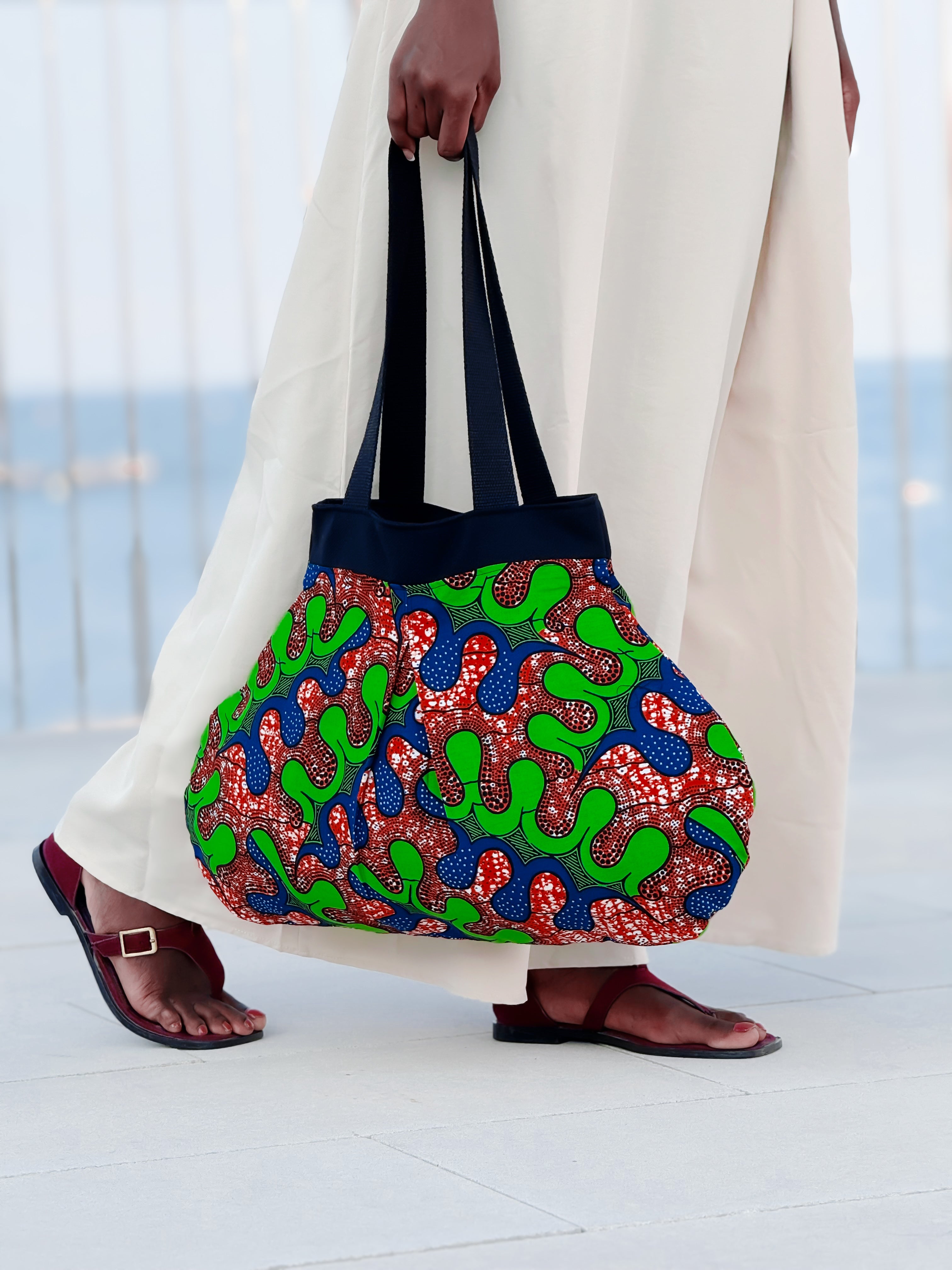 SIGANNA Life from Clay (Agulu) - Artisan African Tote Bag M.